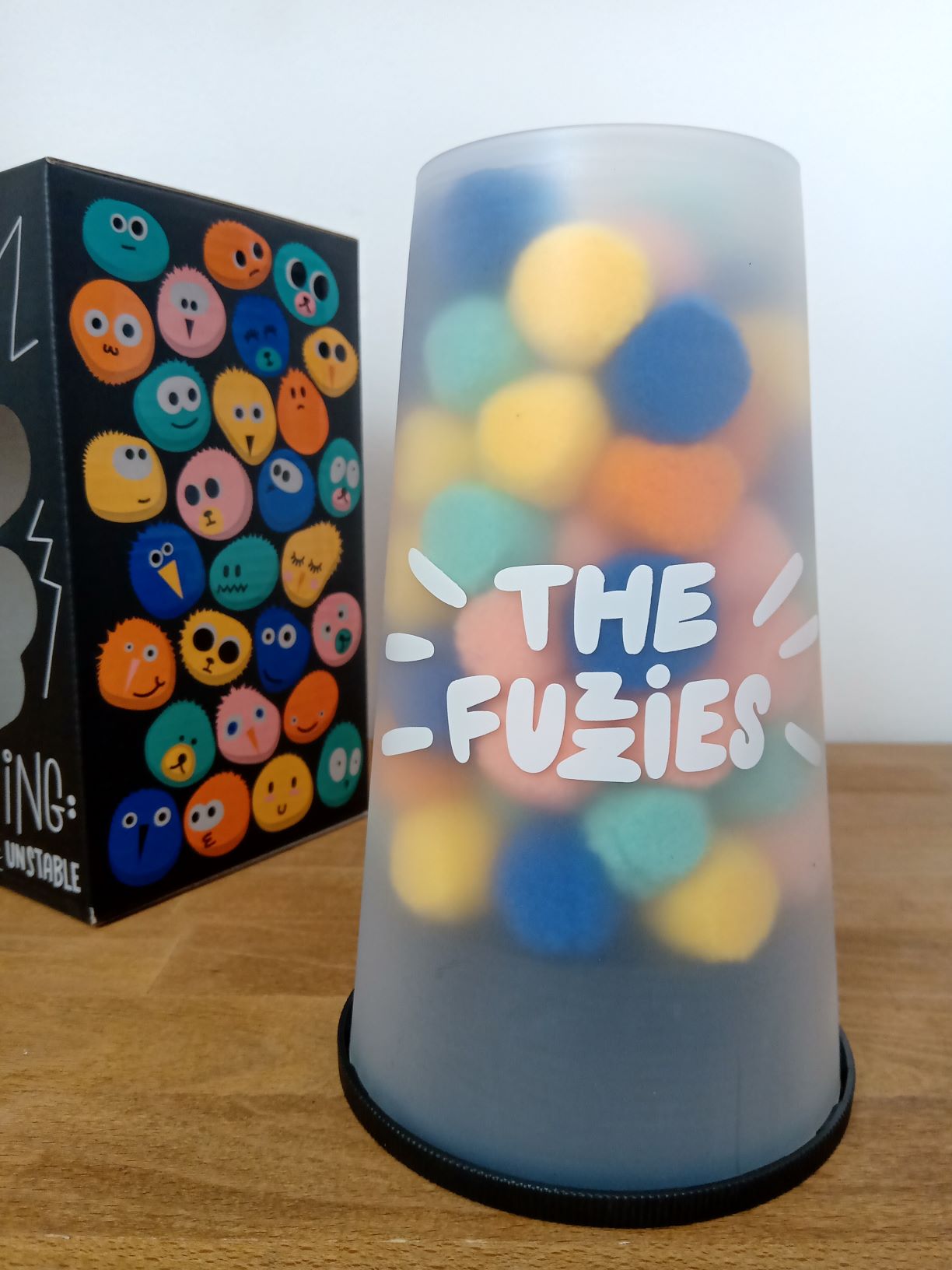 桌遊開箱 The Fuzzies